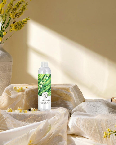 Home Reed Diffuser Refill (Cutting Grass)...