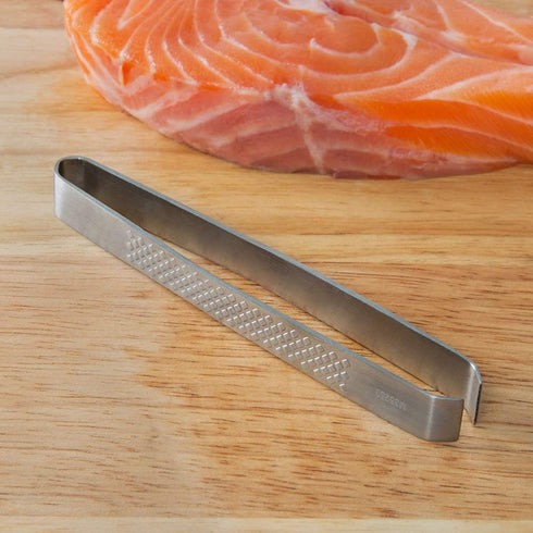 Mercer Culinary Standard Fish Bone Tweezer, 4-5/8 x 1/2 Inches , Stainless Steel...