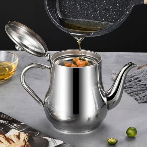 Stainless Steel Tea Pot With Filter Rust Proof Durable Oil Strainer Pot For Hotels Restaurants Homes 850ml Tea Kettle(Silver)...