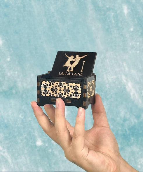 Sooharic La La Land Music Box Wind Up, 18 Note Mechanism Antique Carved Music Box (La La Land)...