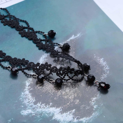 Vintage Black Lace Choker Necklace Black Teardrop Crystal Choker Necklace Gothic Hollow Lace Necklaces 90s Victorian Tattoo Necklace Jewelry for W...