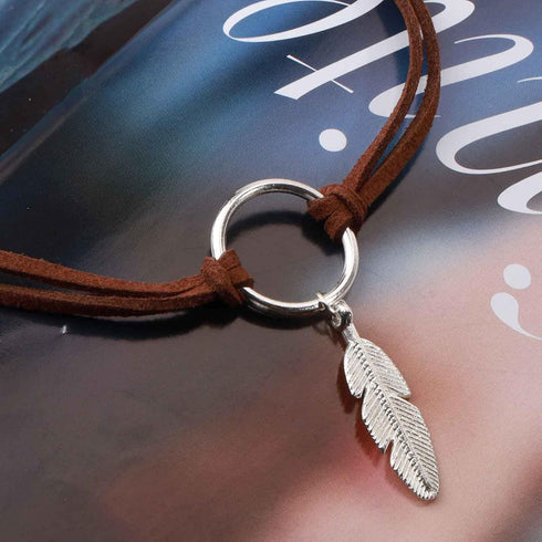 Boho Layered Suede Choker Necklace Tiny Leaf Pendant Necklace Chain Brown O Ring Leather Choker Necklace Vintage 90s Necklace Jewelry for Women an...