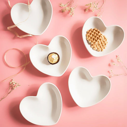 BigNoseDeer Super Cute heart shape Ceramic Sauce Dish,Mini Side Seasoning Dish,Condiment Dishes/Sushi Soy Dipping Bowl,Snack Serving Dishes,Love P...
