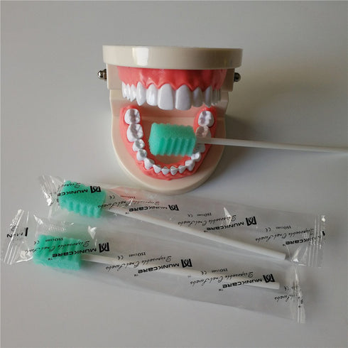 Disposable Oral Foam Tipped Swab Mouth Cleaning Swab, Green Tooth Shape, 150 counts...