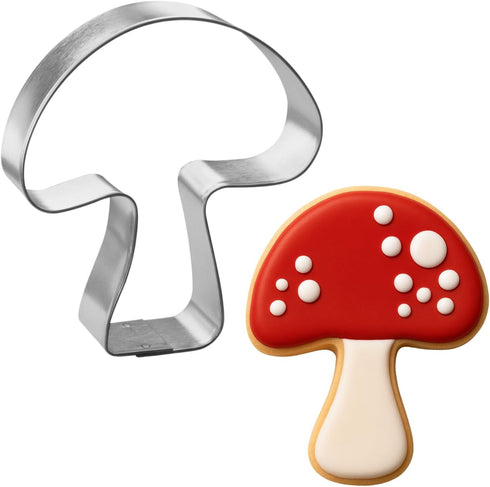 Foose Cookie Cutter 7 Piece Insect 3.5 in Dragonfly, 4.25 in Caterpillar, 3 in Ladybug, 4.5 in Butterfly, 3.5 in Grasshopper, 4.25 in Snail, 3.25 ...