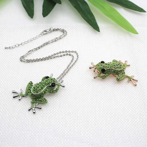 VALICLUD 3D Green Frog Necklace for Women Crystal Frog Jewelry Frog Brooch with Silver Chain Alloy Frog Stuff Animal Frog Jewelry Frogs Charm (5. ...