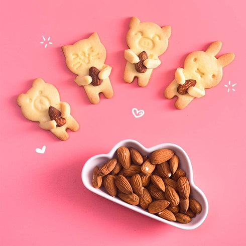 Cute Animal Cookie Cutters, Bear, Cat, Bunny, Piglet Cookie Cutter and Face Stamps, 8-Piece Set...
