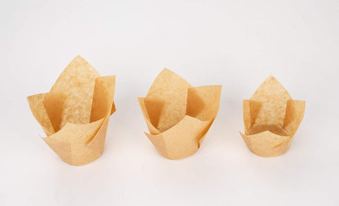 GOLDEN APPLE, 200 Pcs Tulip Cupcake Liner Baking Cup Muffin Tins Cups for Weddings, Birthdays, Baby Showers (Medium, Natural)...