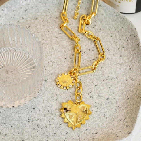 Heart Necklaces for Women, 18K Gold plated Sun Pendant Necklace Chunky Gold Heart Chain Aesthetic Jewelry Accessories...