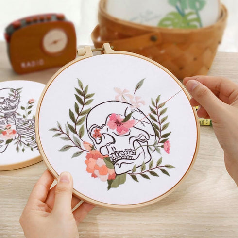 YANGSHINE 2 Sets Human Anatomy Embroidery Kit for Beginners,Flower with Skull Patterns Cross Stitch Kits,Including Embroidery Hoops, Fabric,Color ...