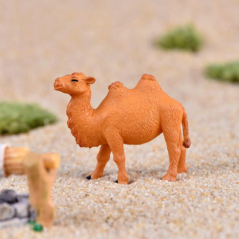 Hand Painted Camel Figurines Miniature Animal Statue Wildlife Bactrian Camel Figure Toy Cake Toppers Moss Landscape Decoration DIY Terrarium Craft...