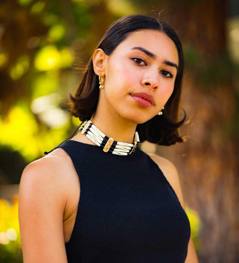 American Indian Style Bone Choker Necklace, 4 Row Black/White No Tassle Traditional Hairpipe, Unisex Adjustable Choker Necklace...