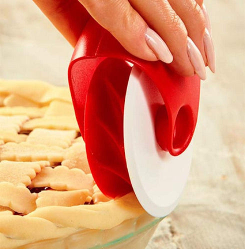 Pastry Wheel Decorator and Cutter, Beautiful Pie Crust, Set of 2...