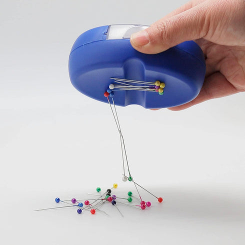 YEQIN Magnetic Sewing Pincushion with 15 Plastic Head Pins, Magnetic Pins Holder for Sewing Quilting, Pins, Paper Clips, Screws (Blue)...