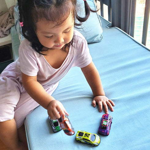 Pull Back Racing Cars Die cast Race Car Vehicles,3 Inch Metal Friction Powered Car Toys for Toddlers, Set of 5 (Racing Cars)...