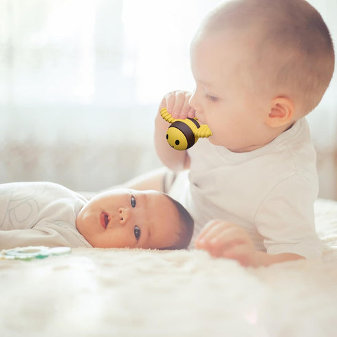 Baby Silicone Teether Toy,Baby Teething Toys for 18 Months Boys Girls Babies, Cute Bee Shape BPA-Free Silicone Baby Chew Toys for Sensory Explorat...