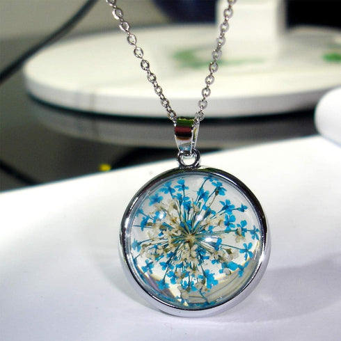 LANBEIDE Silver Pendant Trays for Jewelry Making Kits, 40 Pieces Stainless Steel Round Bezel with 40 Pcs Clear Cabochon Dome 25mm / 1 Inch Diamete...