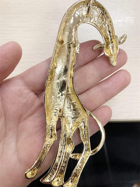 Enamel Giraffe Animal Brooch Pin for Women Girls Men Fashion Rhinestone Gold Tone Exquisite Big Dress Hat Costume Accessories Creative Christmas B...