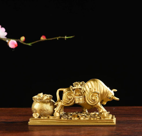 BRASSTAR Resin Fengshui Statue Bull Bring Gold Attract Wealth Fortune Luck Gather Wall Street Business Gifts Financial Securities Mascot Office Ho...
