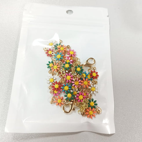 Daisy Flower Necklace Bracelet for Women Bohemian Enamel Daisy Choker Necklace Bracelet Handmade Gold Daisy Spring Sunflower Daisy Bracelet for Wo...