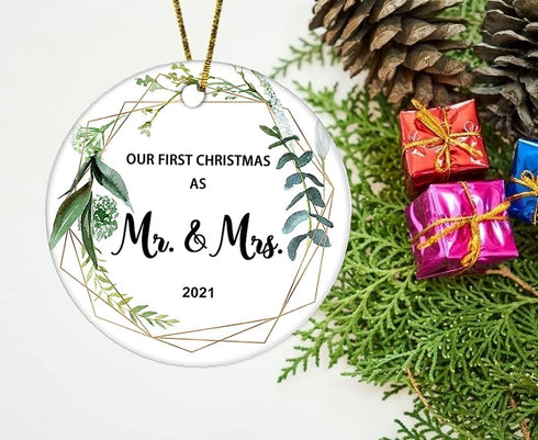 JUPPE Bridal Shower Gifts, Wedding Gifts for Couples, Our First Christmas As Mr & Mrs Ornament 2023 Romantic Newlywed Married Wedding Decor Gifts ...
