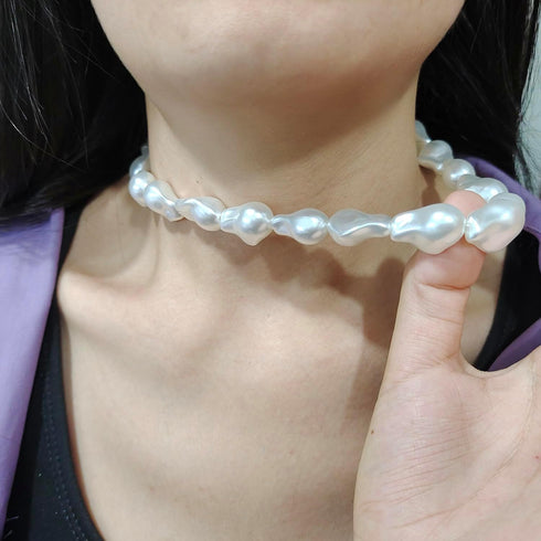 Baroque Pearl Necklace for Women Lrregular Pearl Choker Necklace Dainty White Pearl Beaded Necklace Vintage Pearl Charm Choker Necklace Birthday W...