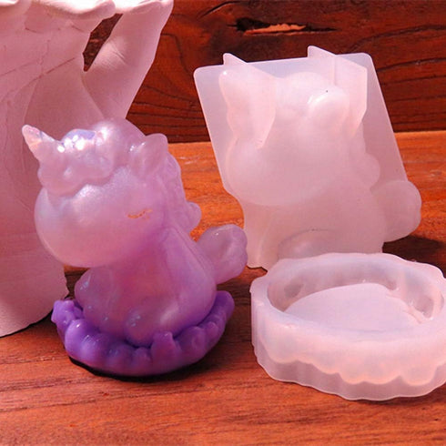 3Pcs Big & Small Unicorn and Stand Base Silicone Resin Molds Epoxy Resin Casting Mold for Necklace Pendant Jewelry DIY Craft Tool Chocolate Candy ...