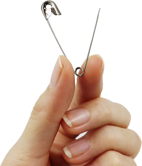 540PCS Safety Pins Silver Black Gold, 4 Sizes Safety Pins Assorted for Clothes Art Craft Sewing Jewelry Making Home Office Use with Storage Box...