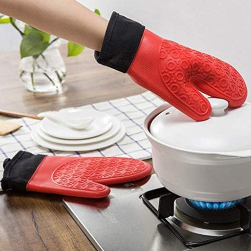 2PCS Red Black Professional Extra Large Silicone Oven Mitts and Pot Holders Oven Gloves Heat Resistant Gloves Kitchen Mittens BBQ Holders for Cook...