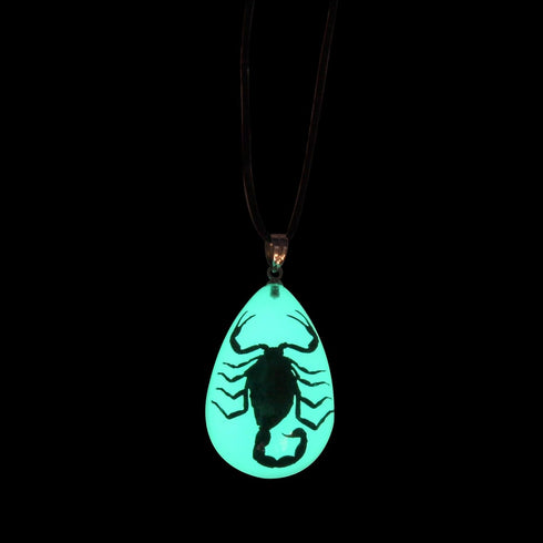 REALBUG Black Scorpion Glow in The Dark Necklace, Small...