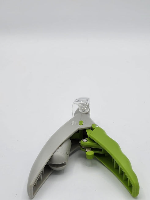 Illimunated LED Pet Nail Clipper with Claws Trapper, Green, Grey...