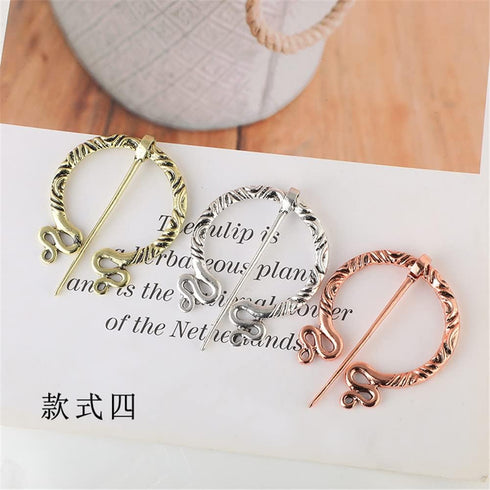 Unique Medieval Cloak Shawl Brooches Pins Personalized Viking Bar Horn Badges Pins Geometric Penannular Broaches for Women Buckle Cape Clasp Pin...