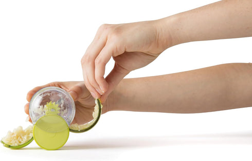 Chef’n GarlicZoom Garlic Chopper, Handheld Garlic Mincer with Rolling Action, Easy to Use and Clean, Compact Size for Quick Prep, Dishwasher Safe...