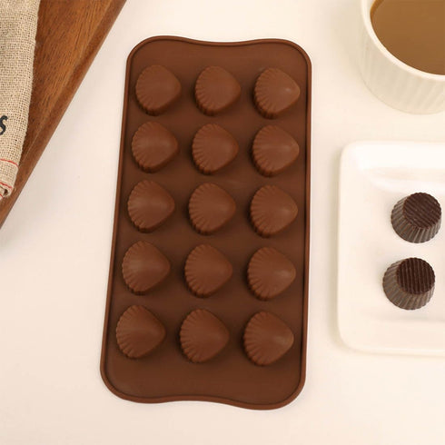 Silicone Mold Shell Shape Cupcake Muffin Baking Cup Mold Chocolate Soap Candle Ice Tray for Festival Holiday Kitchen Dining...