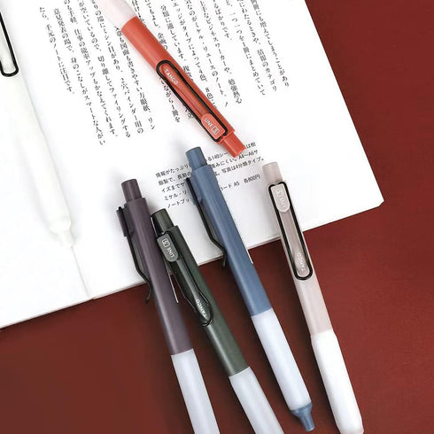 HeTaoCat Retractable Gel Pens, 0.5mm Fine Point, Quick Drying, Writing Drawing, Black ink gel pens, Box of 6 Pens (6)...