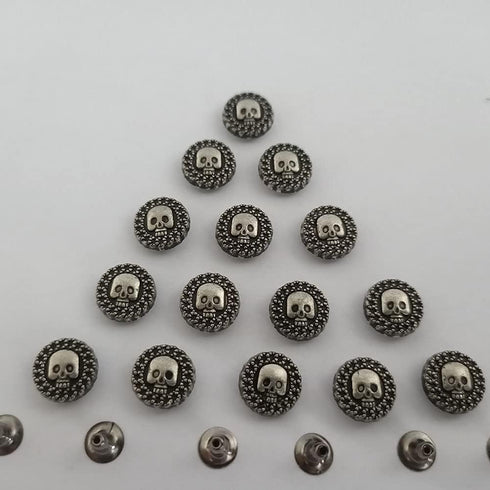 Mingchen 100 Pieces Retro Cute Skull Decorative Rivet Buttons Metal Castings Conchos Button Personality DIY Luggage Leather Goods Sewing Accessori...