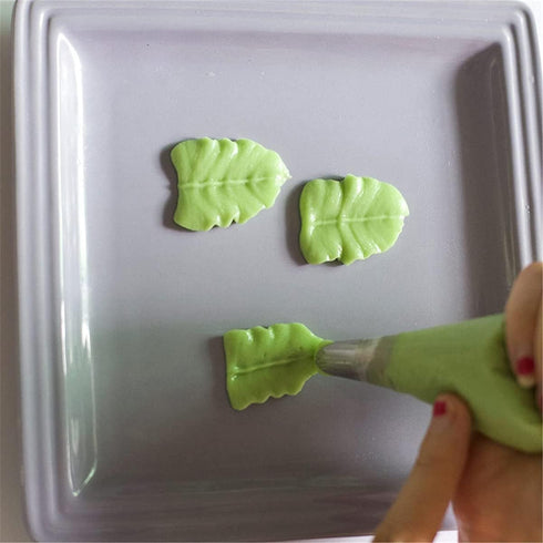 Meao 7 Pieces Piping Tips Set - Stainless Steel Piping Nozzles Kit for Pastry Cupcakes Cakes Cookies Decorating (Silver #6)...