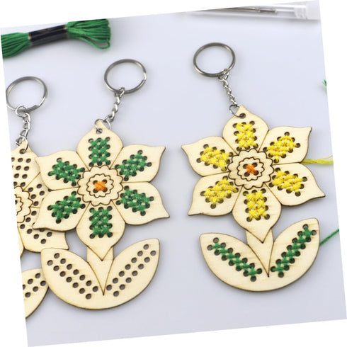 NUOBESTY 5pcs Set Flower Cross Keychain Cross Stitch Keychain Kit Sunflower Keychain Cross Stitch Stamped Kit Embroidery Kits Key Carabiner Craft ...