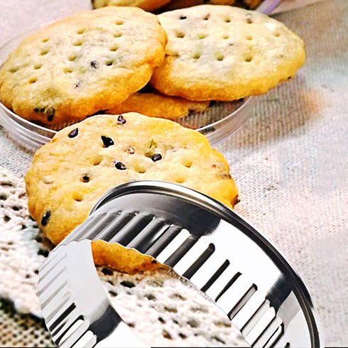 Stainless Steel Fluted Edge Round Cookie Biscuit Cutter Set 12 Pieces Graduated Ring Sizes...
