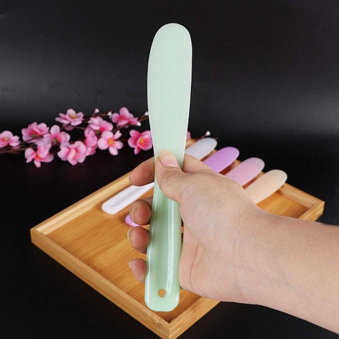 6Pcs Large Plastic Cosmetic Spatula Candy Color Reusable Cosmetic Mask Mixing Spoon Scoops Spatulas Stick Applicator Beauty Spa Makeup Tools for F...