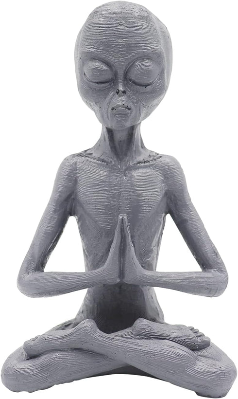 Dnoifne Garden Statue Meditating Alien Sculptures, Meditating Alien Resin Ornament, UFO Indoor Outdoor Garden Decor, Meditating Alien Figurines...