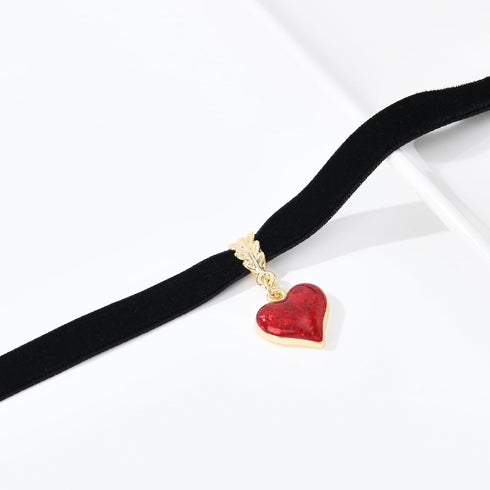 Vintage Black Choker Necklace for Women, Velvet Drip oil Red Heart Black Choker, Valentines Day Halloween Cosplay Party Jewelry, Adjustable Length...