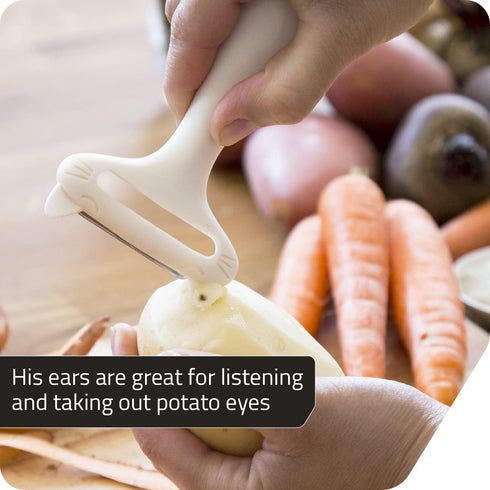 Peleg Design CatPeeler Cute Vegetable Peeler, Cat Design Peeler for Potato Carrot Fruit, Kitchen Utensil Décor (White)...