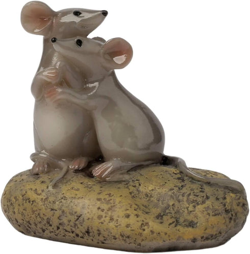 Adorable Sitting Parent-Child Mouse Statue, Hand-Made & Painted Miniature Rodent Figurine, Collectible Mice Rat Animals for Your Home, Bookshelf, ...