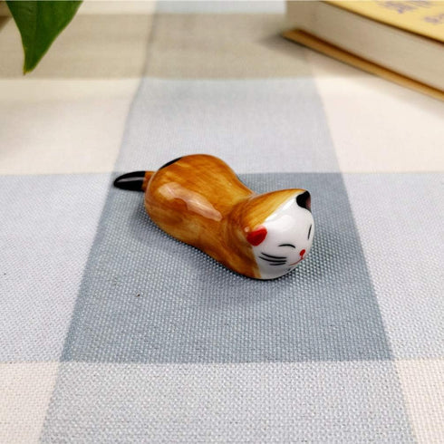 Pack of 6 Lovely Lucky Cat Porcelain Knife Rests Chopstick Rest set Ceramic Tableware Rest Set Ornament (Lucky Cat Set+Spoon)...