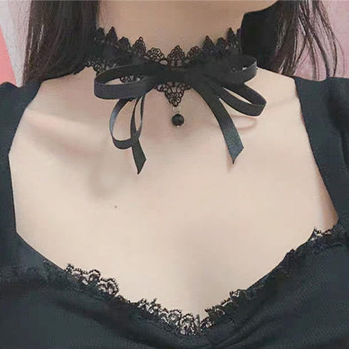 Gothic Lace Choker Necklace Black Crystal Bow Collar Necklace Sexy Velvet Bowknot Stretchy Choker Halloween Costume Necklace Jewelry Accessories f...