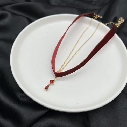 Love Heart Velvet Choker Collar Necklace AdjustableRetro Knot Clavicle Chain Necklace for Women Wedding Party Jewelry Birthday Gift...