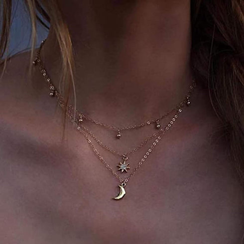 Women Simple Choker Moon Star Choker Necklace Pendant Necklace Trendy Necklace for Women (GOLD)...