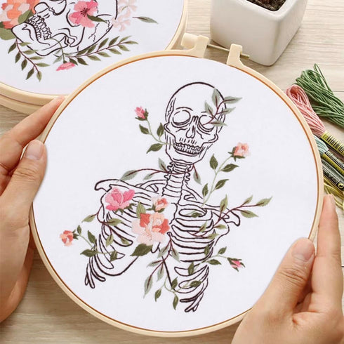 YANGSHINE 2 Sets Human Anatomy Embroidery Kit for Beginners,Flower with Skull Patterns Cross Stitch Kits,Including Embroidery Hoops, Fabric,Color ...