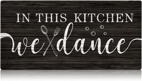 FWIEXA In This Kitchen We Dance Rustic Wood Sign, Funny Wall Art Sign Plaque, Farmhouse Wooden Hanging Wall Decor for Home, Dining Room, Restauran...